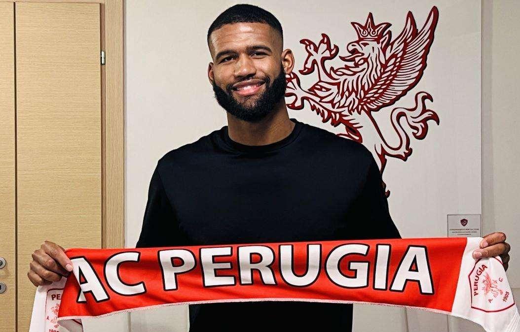 Il nuovo infortunio al difensore del Perugia Lewis: gli aggiornamenti