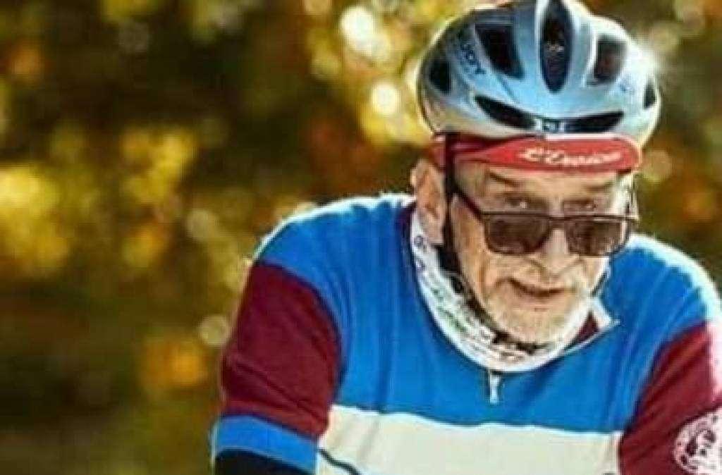 Dolore per la morte del ciclista nell'incidente di Passignano: si attende l'autopsia