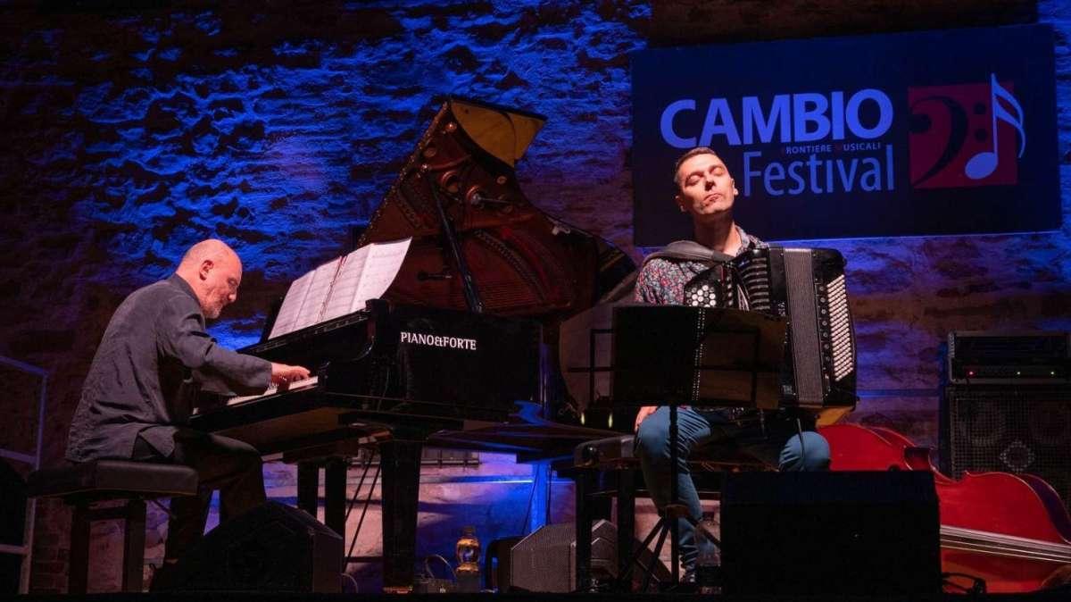 Gran finale assisano per il "Cambio Festival": ultime due tappe ad agosto a Spello