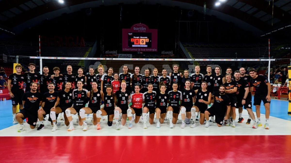 Pareggio per 2-2 della Bartoccini Perugia in amichevole contro Macerata al PalaBarton