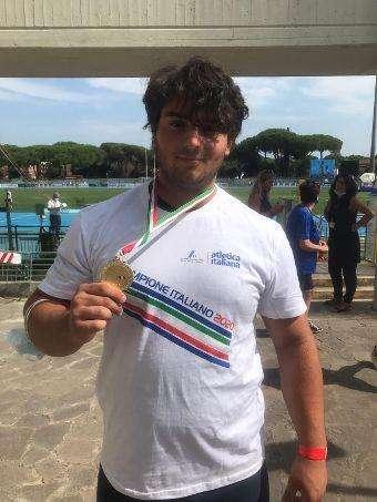 Festa per il lanciatore Gregorio Giorgis! E' campione italiano juniores di atletica leggera!