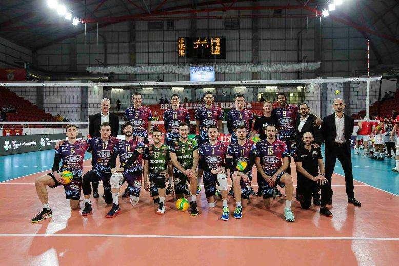 Per la Sir arriva anche la ventesima vittoria consecuitiva: battuto il Benfica a Lisbona