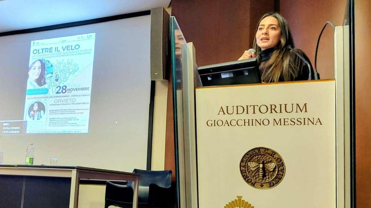 Arrivata in Umbria, Shervin Haravi ha parlato con la stampa con una riflessione sui diritti di tutti