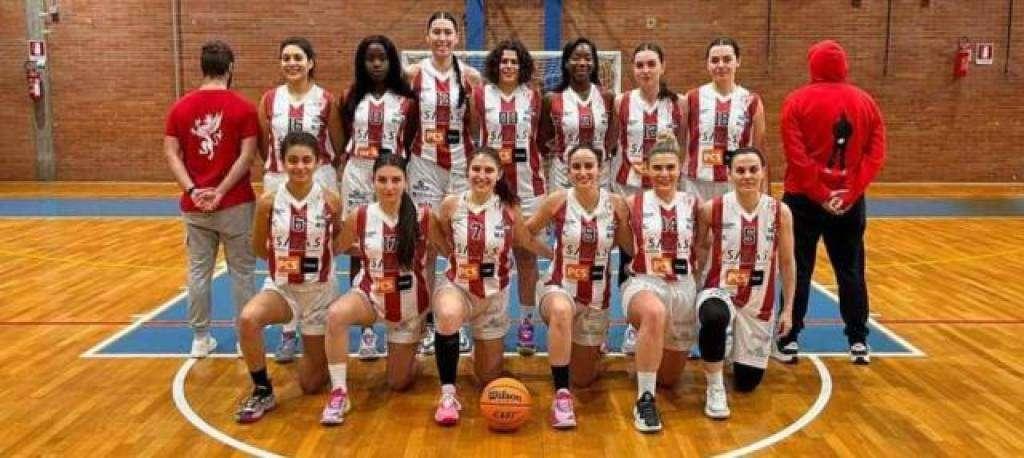 La Pallacanestro Perugia ritenterà il prossimo anno la scalata all'A2 femminile