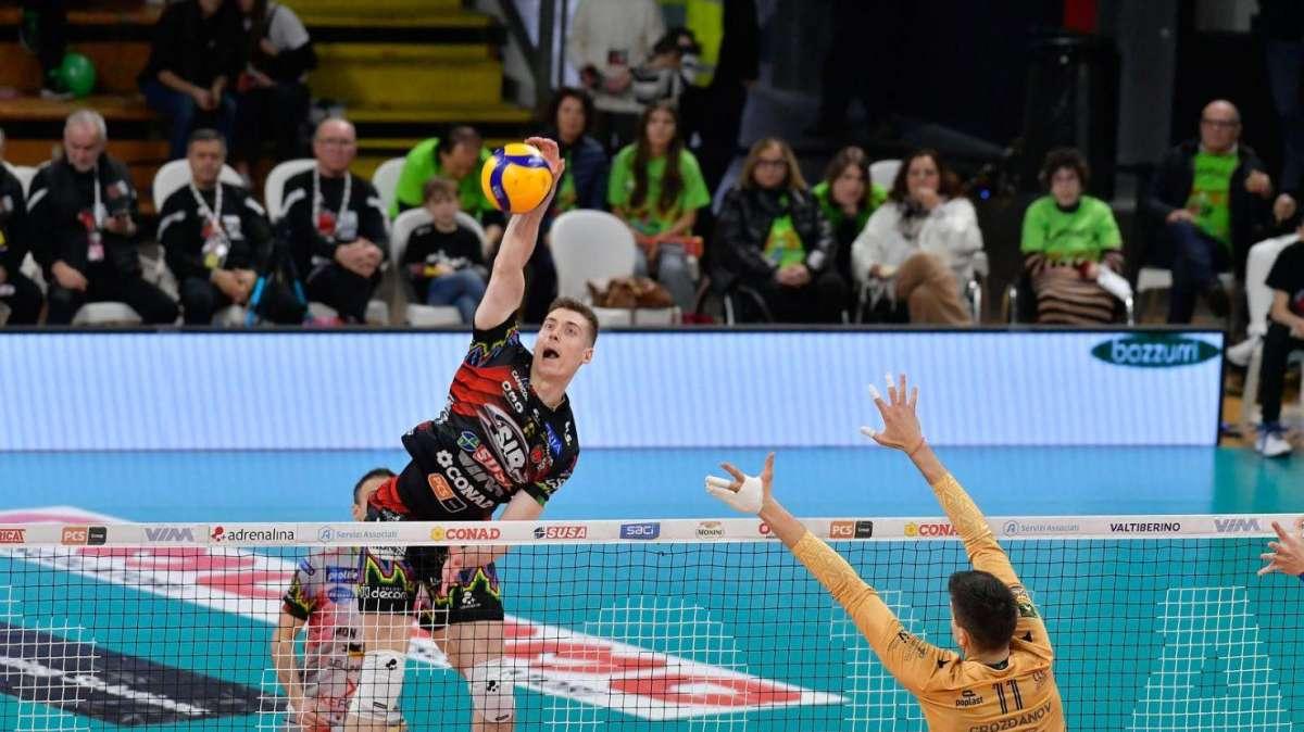 Partono i playoff scudetto di volley maschile: c'è Sir Perugia-Verona (LIVE su www.perugia24.net)