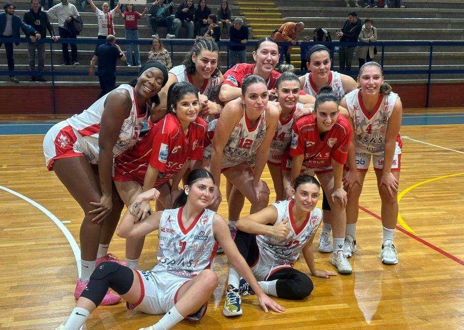 La Pallacanestro Perugia in testa alla B femminile a punteggio pieno dopo tre gare