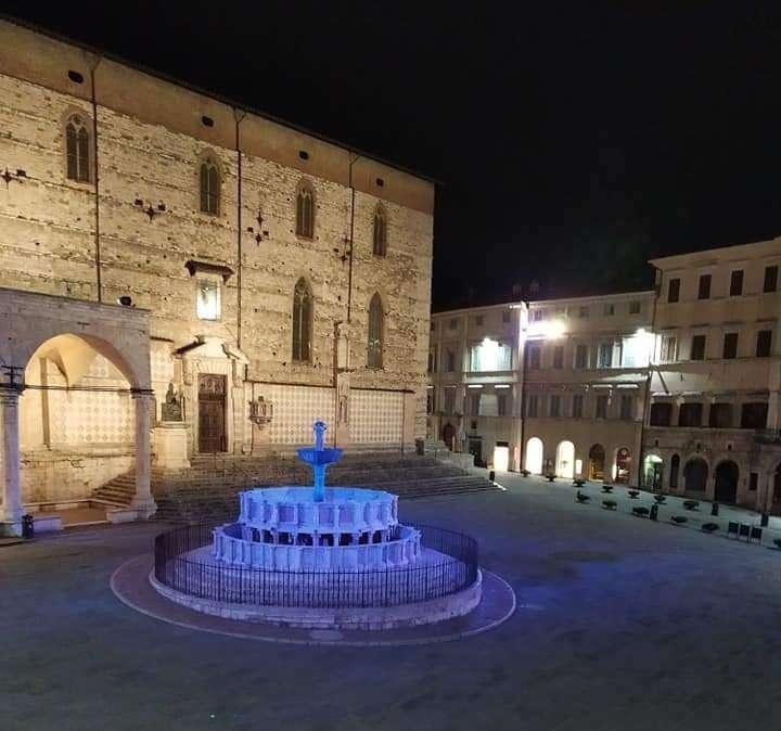 Il Governo ha deciso: sino al 13 aprile, lunedì di Pasqua, tutto fermo e tutti e casa! C'è la conferma 