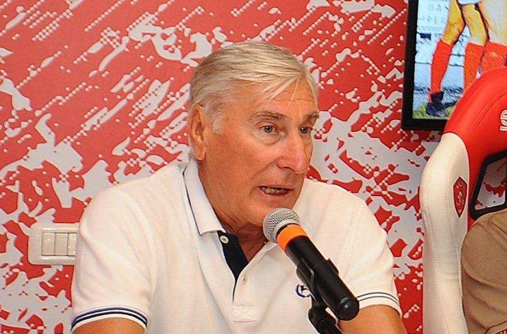 "Intitoliamo lo Stadio Santa Giuliana ad Ilario Castagner e si organizzi un torneo con il suo nome"