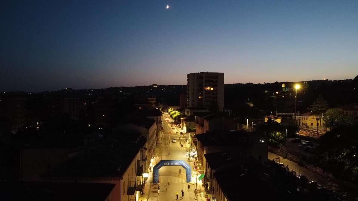 I ringraziamenti per la Ponte Night Run di sabato sera: nuovo appuntamento nel 2024