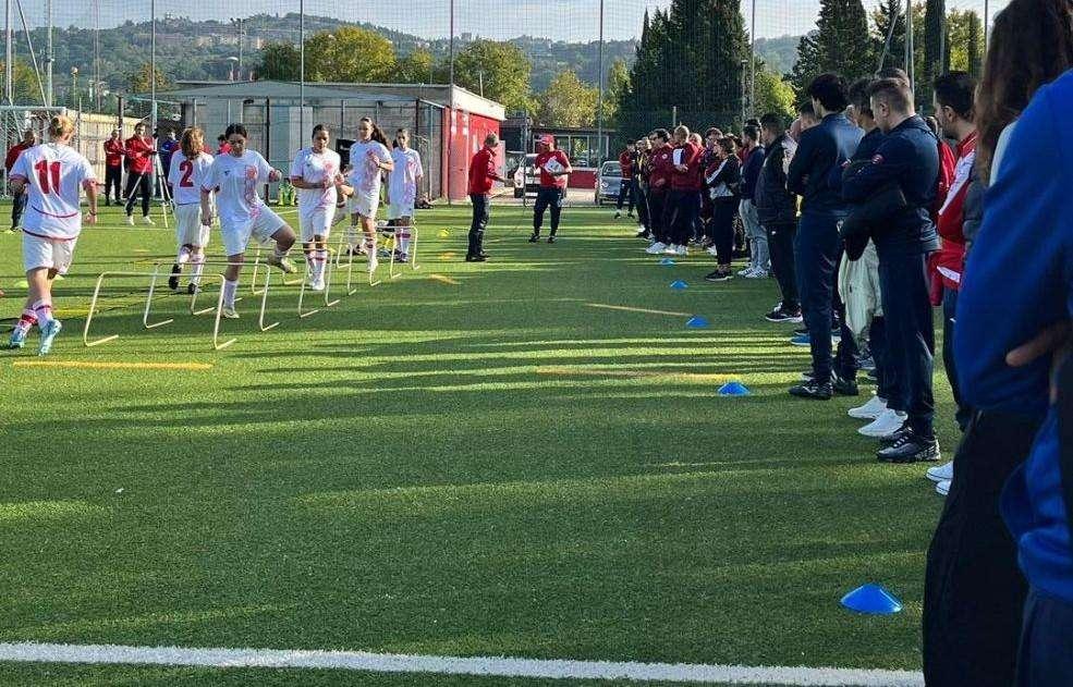 Oltre 100 allenatori delle giovanili a lezione dai tecnici del Perugia