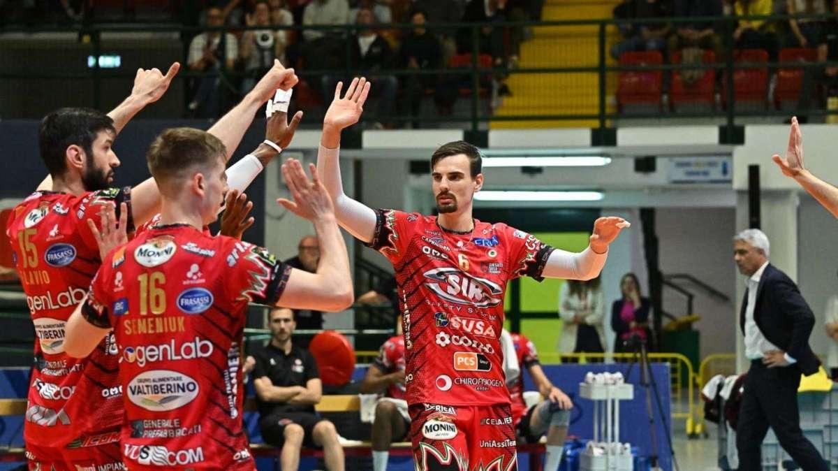 Il punto sui playoff per il quinto posto della Superlega di volley maschile: sabato Sir Perugia-Verona