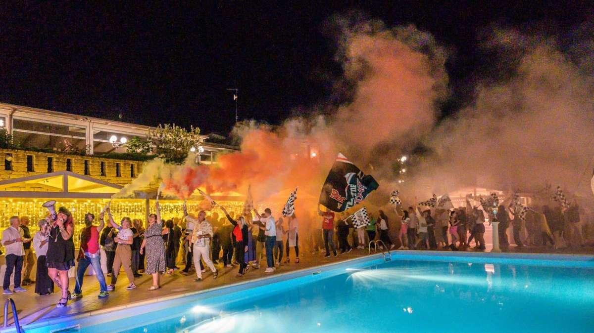 La grande festa dei tifosi della Sir Safety insieme al nuovo allenatore Andrea Anastasi