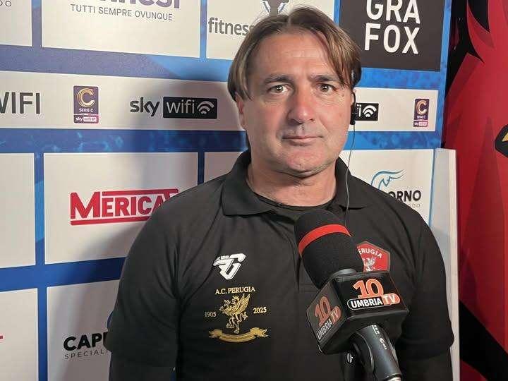 "Con questo FVS la partita è diventata un circo! E' un cinema che con il calcio nulla c'entra..."