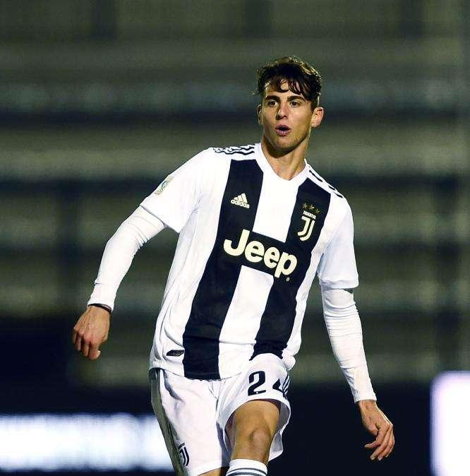 Da meteora con il Perugia a capitano della Juventus Under 23: l'orgoglio di Luca