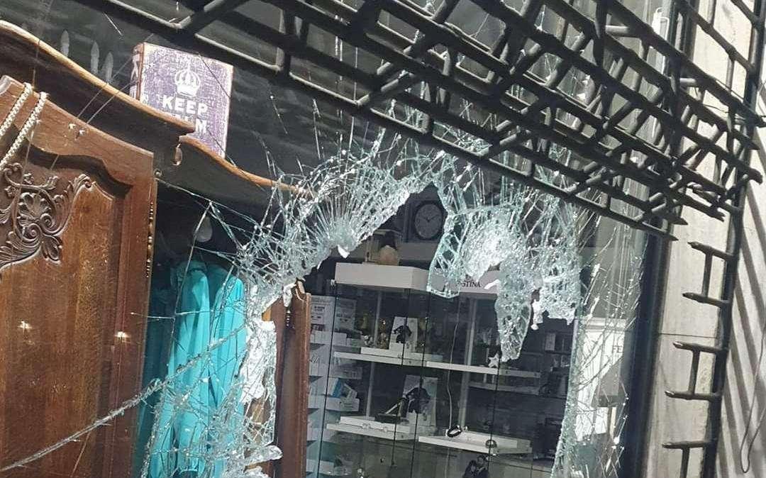 Notte di terrore in via Fonti Coperte a Perugia! Una "spaccata" da paura!