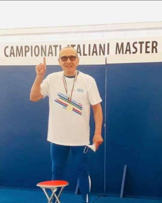Sapete chi è quest'uomo? Vive a Bettona ed è il settantenne più veloce d'Italia! Ha appena vinto il tricolore!