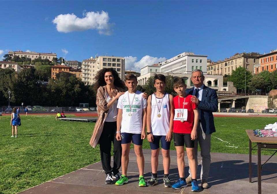 Sono tornate le gare di atletica leggera al Santa Giuliana: spettacolo ed emozioni per le sfide tra i giovani