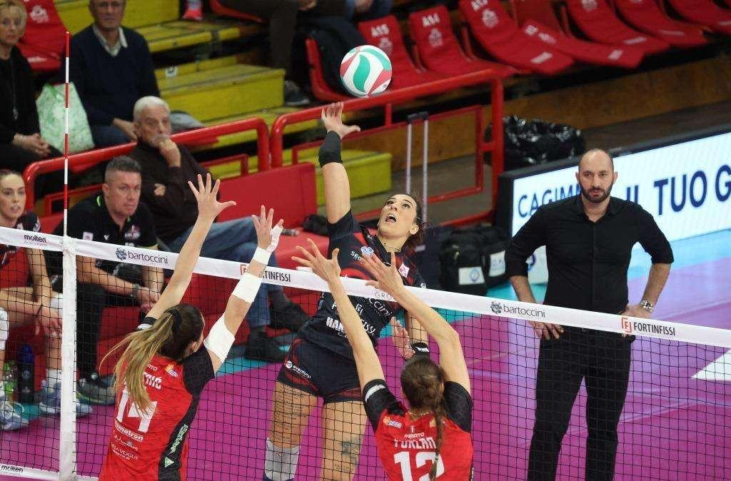 La Bartoccini Perugia in campo domani a Messina per mantenere la vetta in A2 di volley femminile