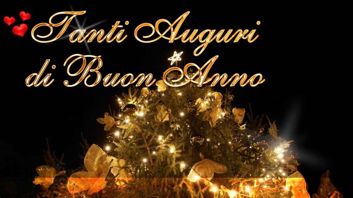 Tantissimi auguri per uno splendido 2026, con soddisfazioni, salute e felicità per tutti!