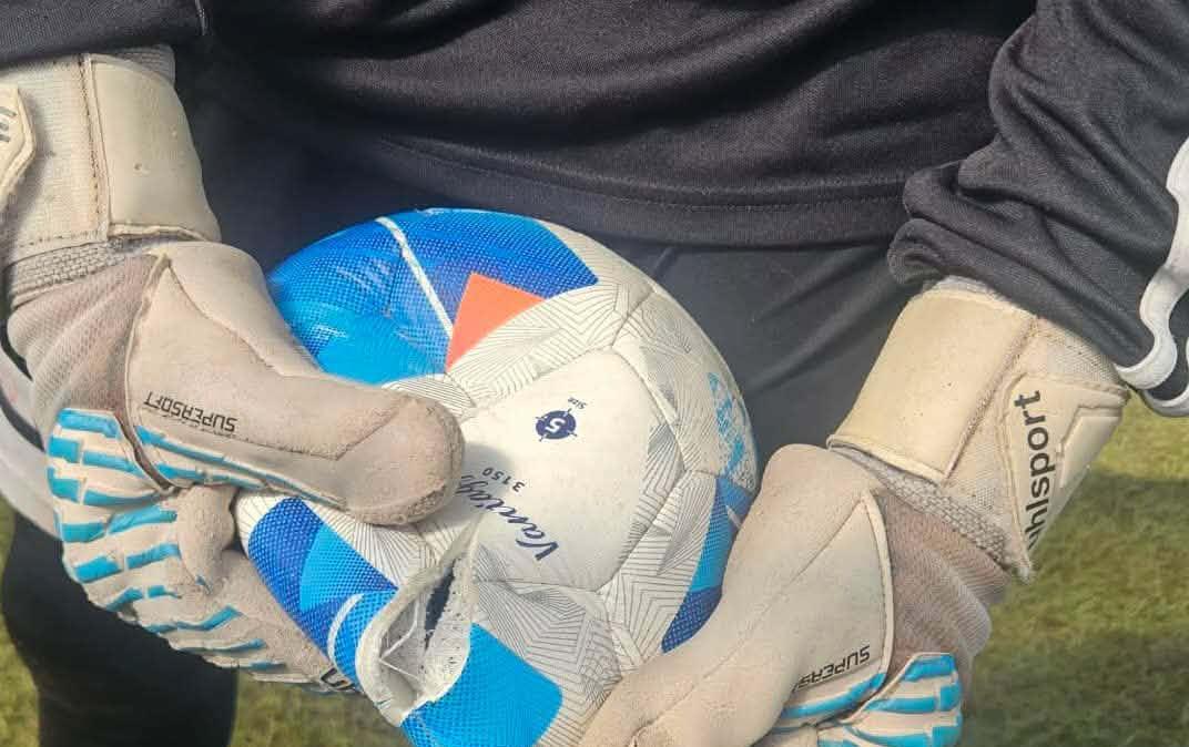 Incredibile a San Martino in Campo! Palloni tagliati per non far giocare i bambini a calcio!