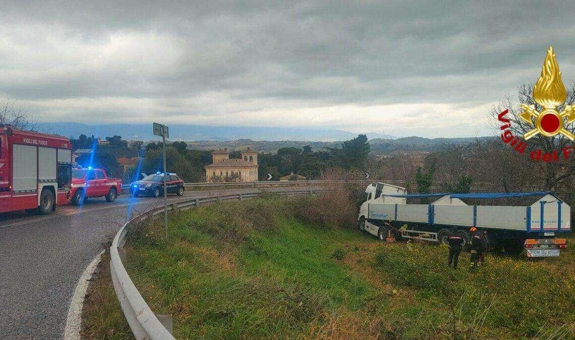 Un malore improvviso è la probabile causa della morte dell'autista nell'incidente di oggi in Umbria