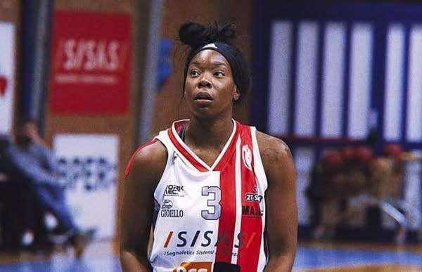Perugia in festa per la convocazione in azzurro della cestista Beatrice Olajide 