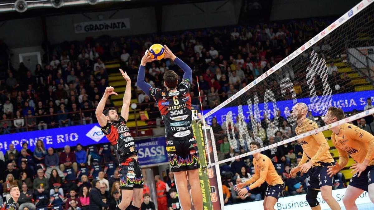 Domani sera parte la caccia allo scudetto della Sir Susa Vim Perugia: c'è la sfida con Verona