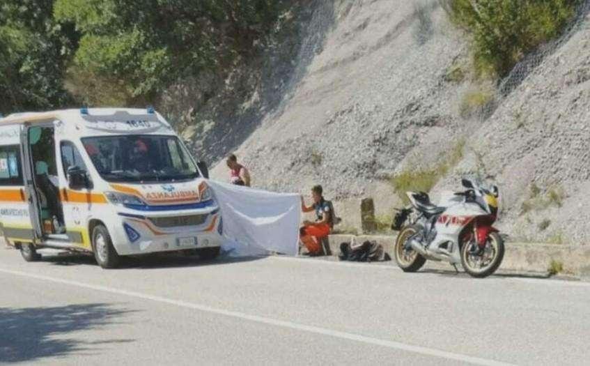 Tragico incidente stradale: Jacopo muore a 22 anni in sella alla sua moto 