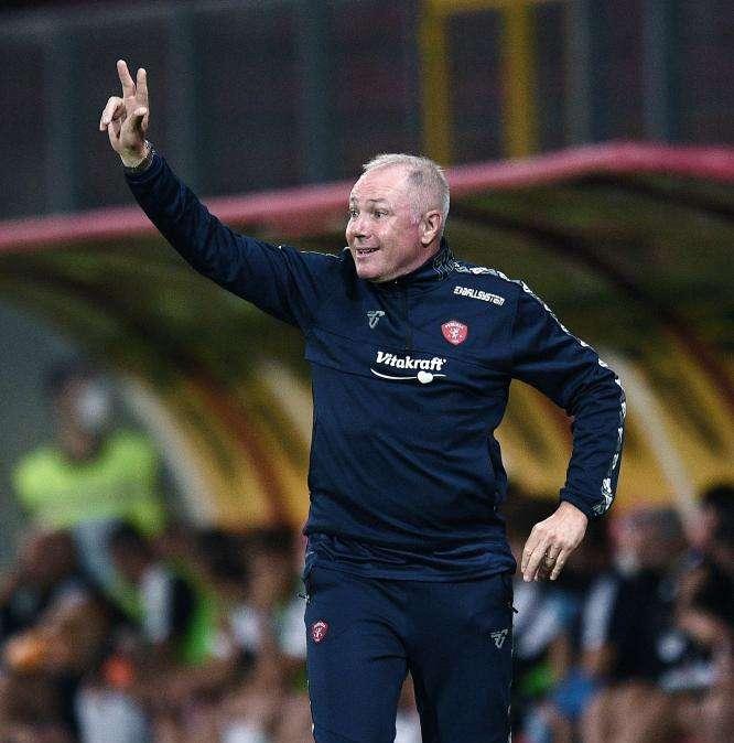 Massimiliano Alvini spinge per andare alla Cremonese, ma senza un indennizzo niente Serie A