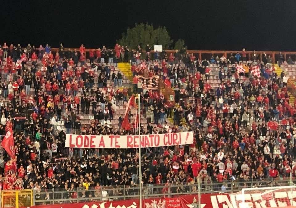 Perugia-Virtus Entella si è fermata per l'omaggio di tutto lo stadio a Renato Curi
