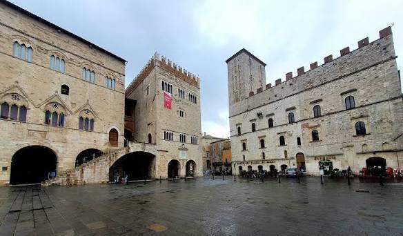 Grottesco! Defunto, il Comune di Todi gli invia una raccomandata cartacea per sollecitarlo al ritiro di una digitale con lo SPID personale!