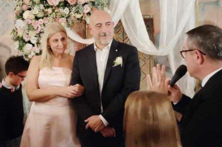 Tutti invitati al compleanno ed invece era il matrimonio! Ma che sorpresa Michela e Daniele! Uno spettacolo!