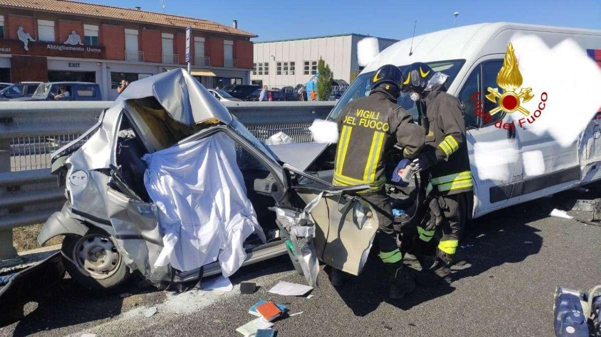 Ancora una tragedia sulle strade umbre: Stefano, 69 anni, muore sul colpo con ben sette auto coinvolte!