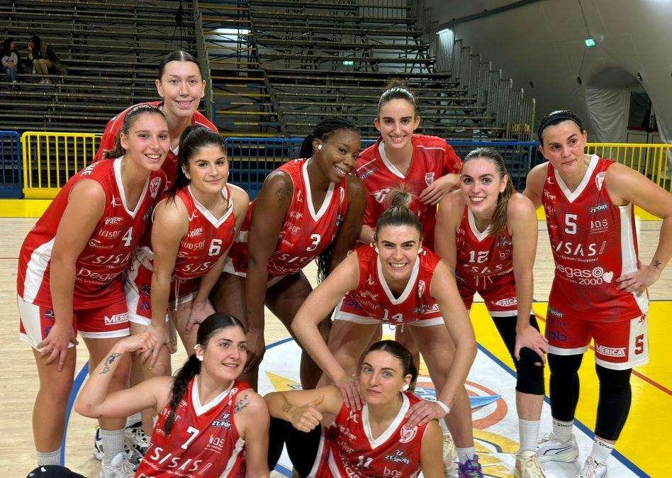 La Pallacanestro Perugia vince anche a Piombino: sesta vittoria di fila in B femminile
