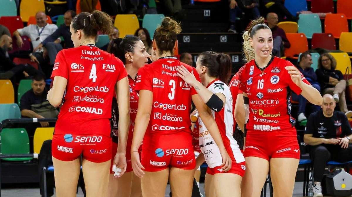 Momento difficile per la Bartoccini Perugia dopo la netta sconfitta di ieri a Firenze in A1 di volley femminile
