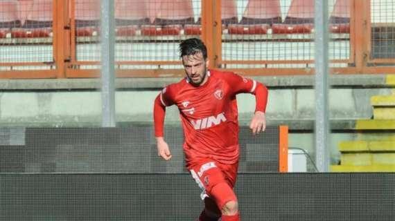 Il Livorno scommette ancora sull'ex grifone Samuel Di Carmine,  alle soglie dei 38 anni