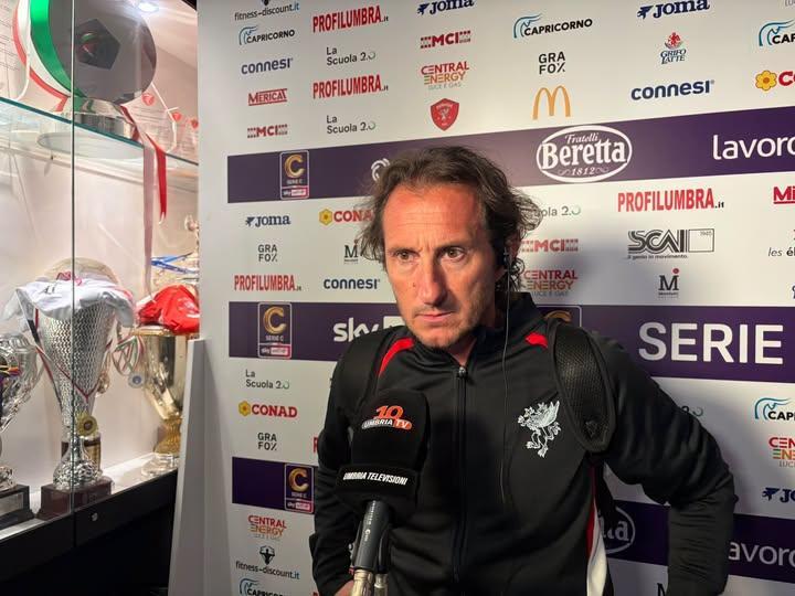 "Il Perugia ha perso con il Pescara per degli errori dei singoli, ma la responsabilità è dell'allentore"