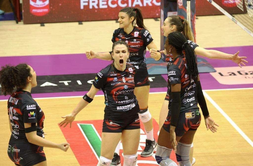 Nuova conferma in casa della Bartoccini Perugia in vista dell'A1 di volley femminile