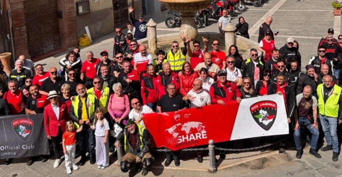 Il grande spettacolo in Umbria di "We Ride As One" organizzato da Cdp Ducati Perugia