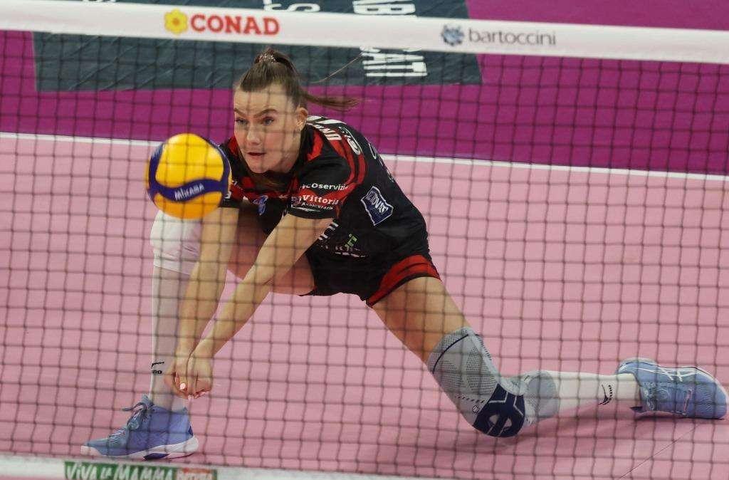 La Bartoccini Perugia cercherà domani sera in casa contro il rullo compressore Chieri la prima vittoria 