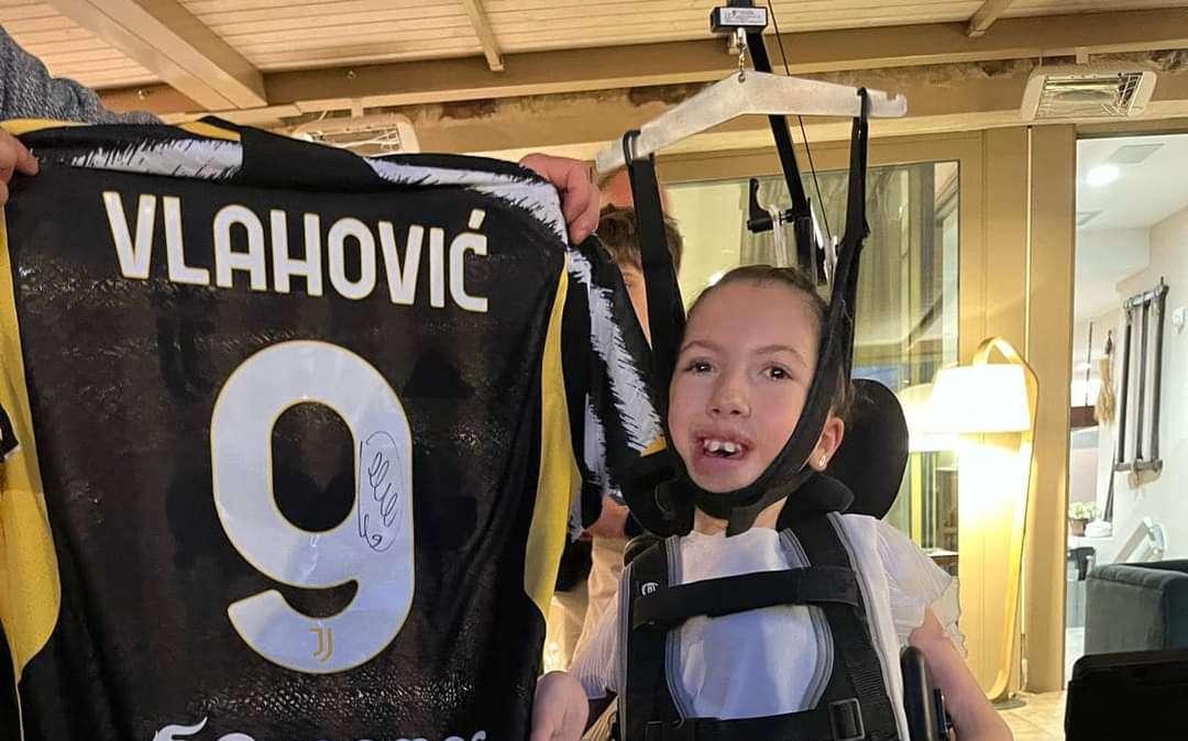 Che festa ad Assisi per il calcio umbro! Tanti ospiti ed insieme a Cucinelli la gioia per la piccola Cate