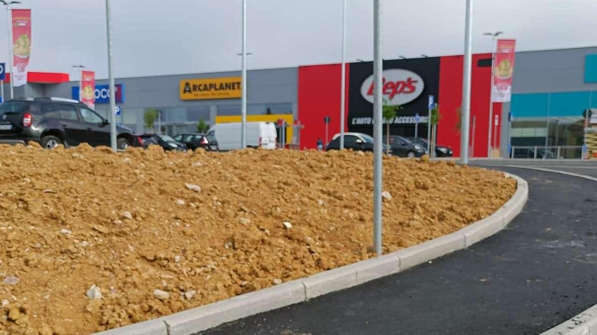 Eccoci! Da domani Corciano avrà il nuovo mega centro commerciale con Oasi ed altri quattro grandi negozi!