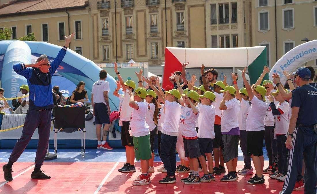 Festa a Monza per il Volley S3, che il 31 maggio farà tappa a Perugia, in Piazza IV novembre