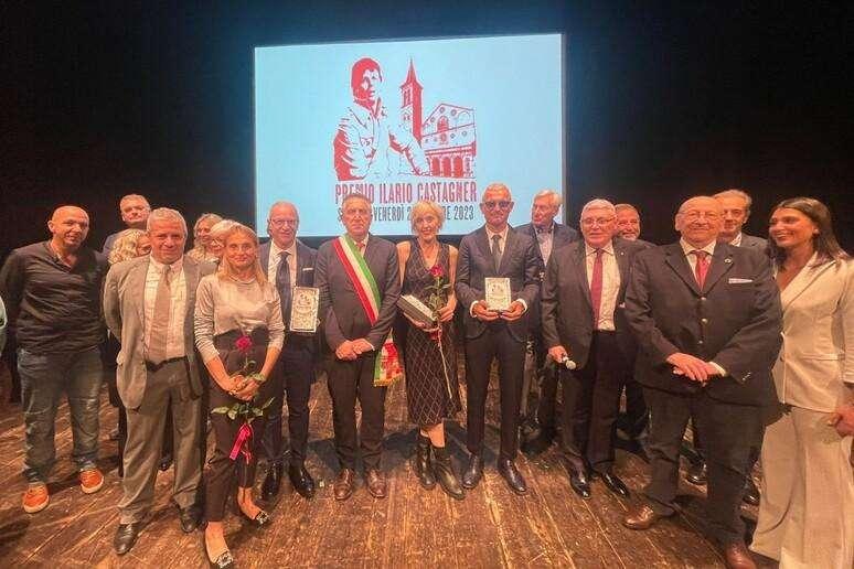 Tanti ricordi e intense emozioni a Spoleto per la consegna del "Premio Ilario Castagner"