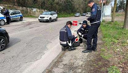 A Perugia è il giorno del dolore per la morte del 17enne Pierluigi: una città sconvolta tra le lacrime