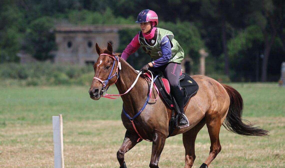 Il Comune di Perugia ha premiato Costanza Laliscia per il titolo italiano di endurance equestre