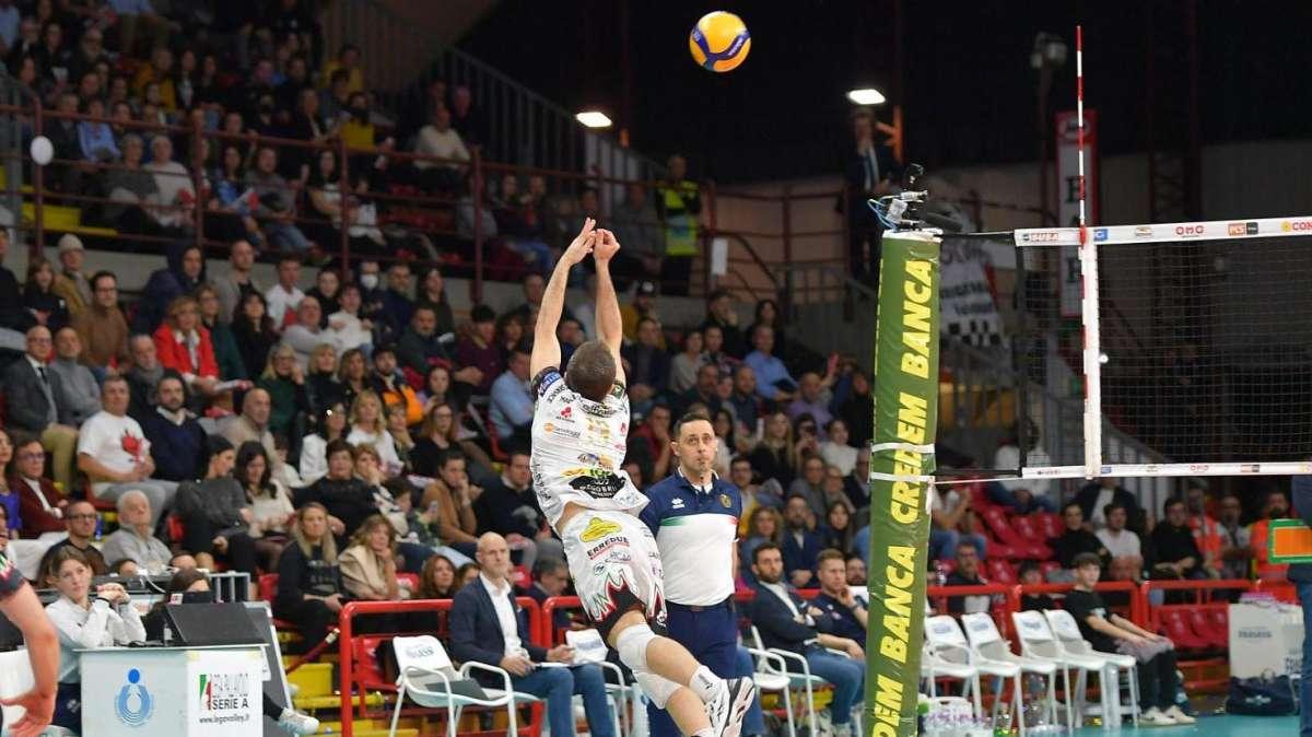 Si apre oggi la giornata nella Superlega di volley maschile: domani si gioca Trento-Perugia