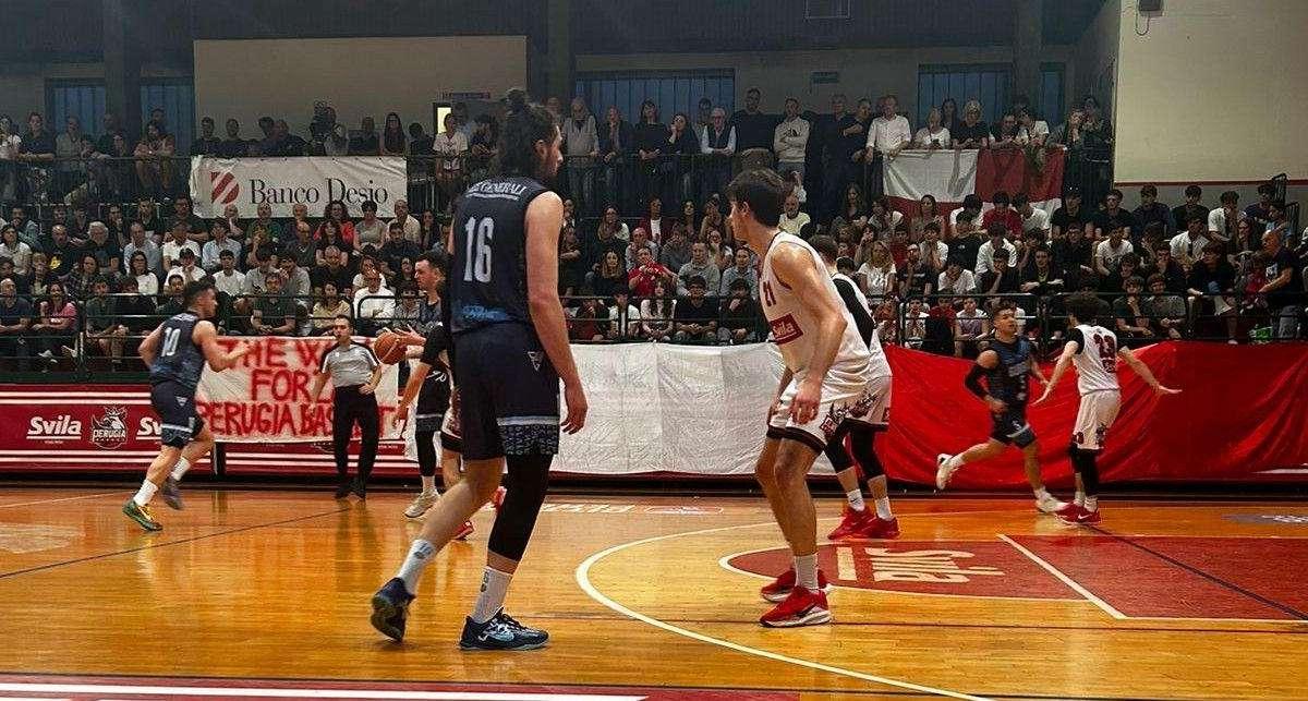 La Svila Basket Perugia perde in casa contro Gubbio nei playoff maschili di C