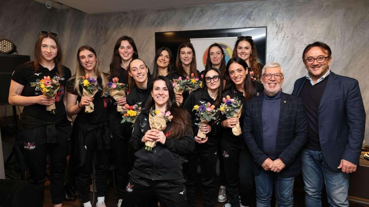 Il Panathlon Club Perugia ha festeggiato la Bartoccini MC Restauri a conclusione della stagione