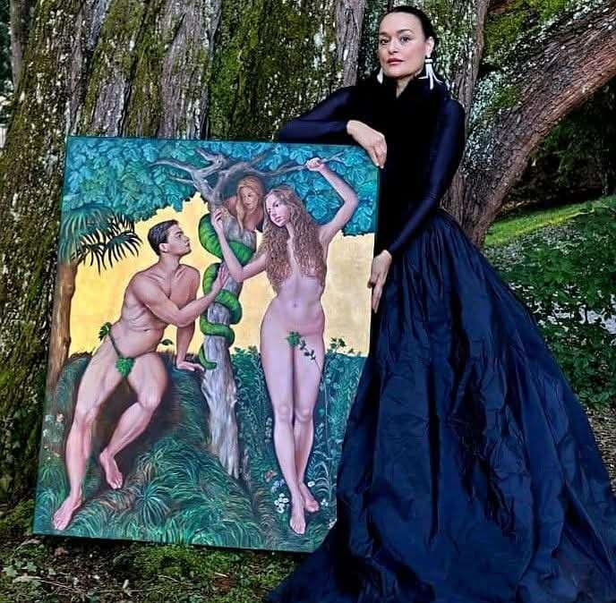 Emozionatevi con l' "Adamo ed Eva" di Moira Lena Tassi esposto a Villa Montesca